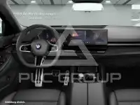 2024 BMW 520