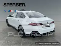 2024 BMW 520