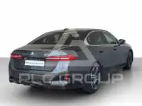 2024 BMW 520
