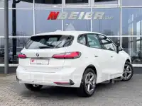 2024 BMW 220