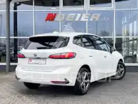 2024 BMW 218