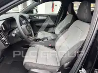 2024 Volvo XC40