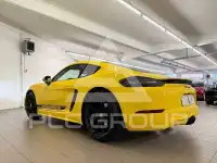 2024 Porsche Cayman