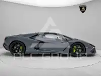 2024 Lamborghini Revuelto
