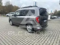 2025 Nissan TOWNSTAR