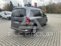 2025 Nissan TOWNSTAR