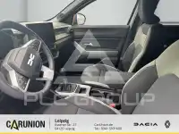 2025 Dacia Duster