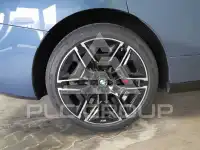 2025 BMW iX