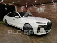 2025 BMW I7