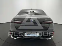 2025 BMW 740