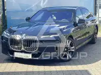 2025 BMW 740