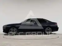 2025 BMW 740
