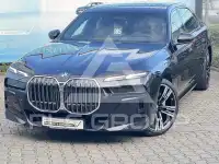2025 BMW 740