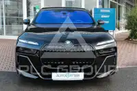 2025 BMW 740
