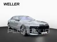 2025 BMW 740