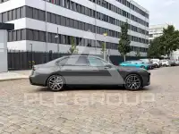 2025 BMW 740