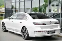 2025 BMW 740