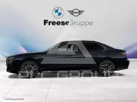 2025 BMW 740