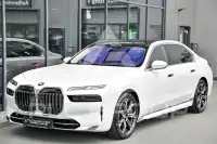2025 BMW 740