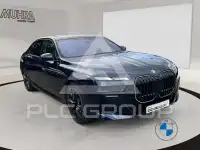 2025 BMW 740