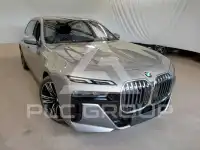 2025 BMW 740