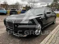 2025 BMW 740