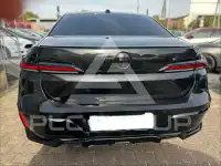 2025 BMW 740