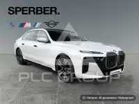 2025 BMW 740