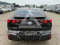 2025 BMW iX
