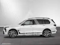 2025 BMW X7