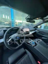 2025 BMW 530