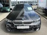 2025 BMW 320