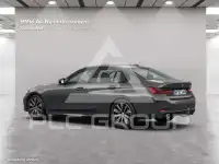 2025 BMW 320