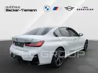 2025 BMW 320
