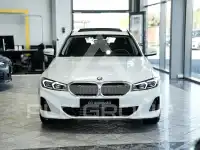 2025 BMW 320