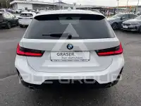 2025 BMW 320