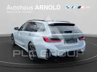 2025 BMW 320