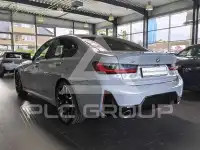 2025 BMW 320