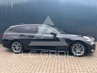 2025 BMW 320