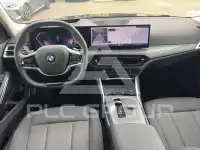 2025 BMW 320