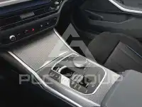 2025 BMW 320