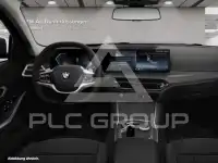 2025 BMW 320