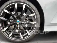 2025 BMW 320