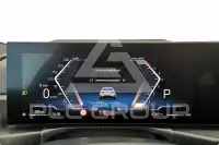2025 BMW 320