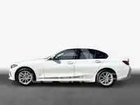 2025 BMW 320