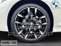 2025 BMW 330