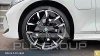 2025 BMW 330