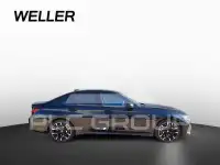 2025 BMW 330