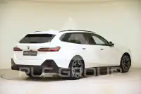 2025 BMW 540