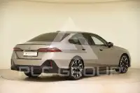 2025 BMW 540